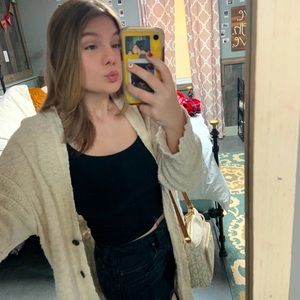 Meet your Posher, Annalee